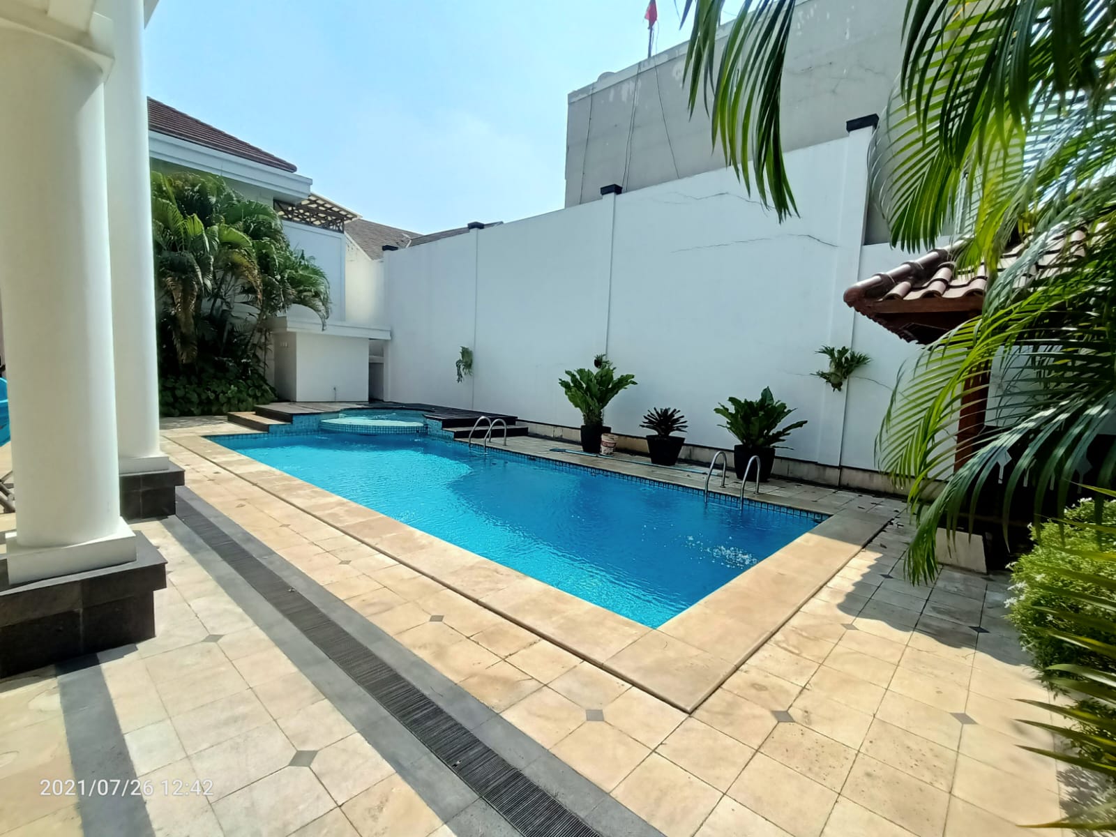 Kontraktor Kolam Renang Benua Karya Pool